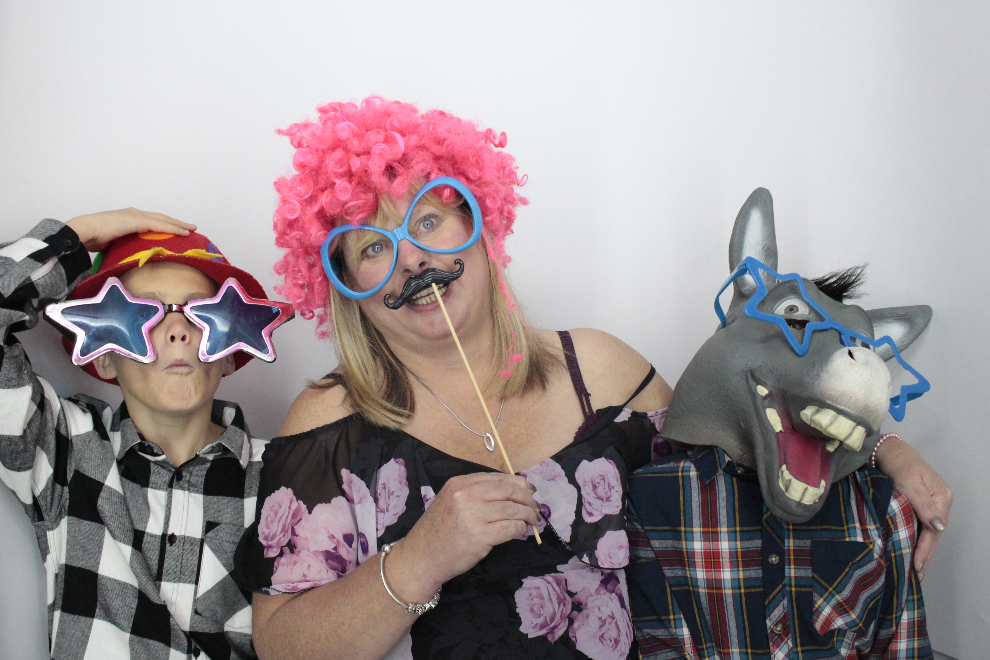 Dorothy's 90th Birthday | View more photos from the event at gallery.myphotoboothexperience.co.uk/u/MyPhotoBoothExperienceLtd/Dorothys-90th-Birthday